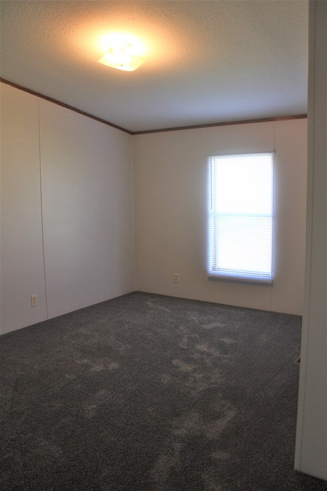 211 Bluebird Road Smiths Grove, KY 42171 - Photo 12 of 16 Gallery Image 12