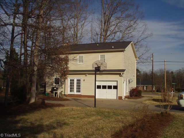 207 Dilworth High Point High Point, NC 27265 - Photo 2 of 5 Other.