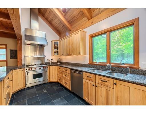 86 Mt Jefferson Road Hubbardston, MA 01452 - Photo 7 of 39