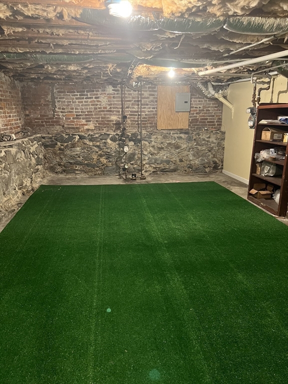 194 Auburn Street, Unit 2 Newton, MA 02466 - Photo 19 of 19 a view of a pathway with a yard