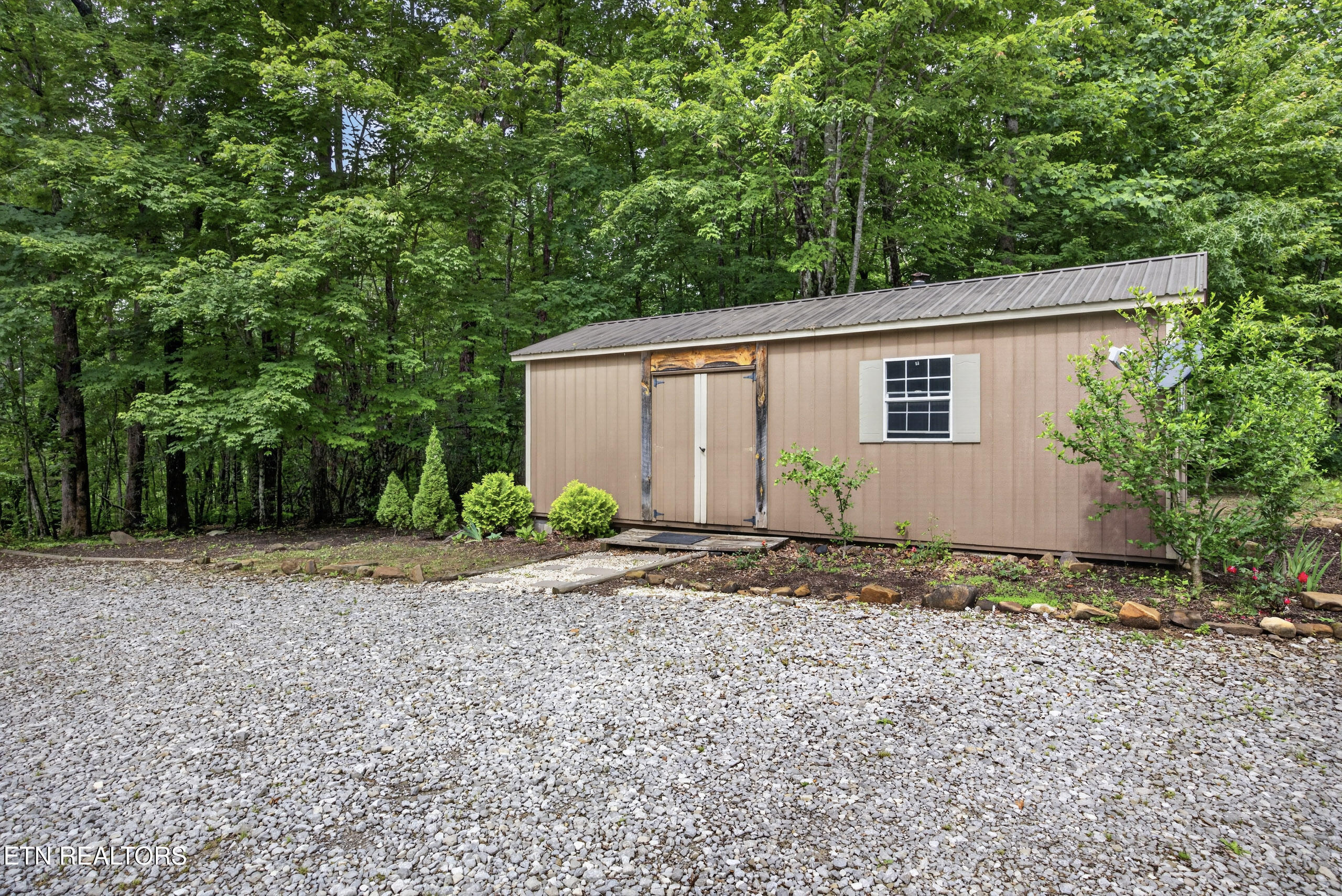 55214 Maynard Ridge Crawford, TN 38554 - Photo 5 of 30 4-8N5A9678