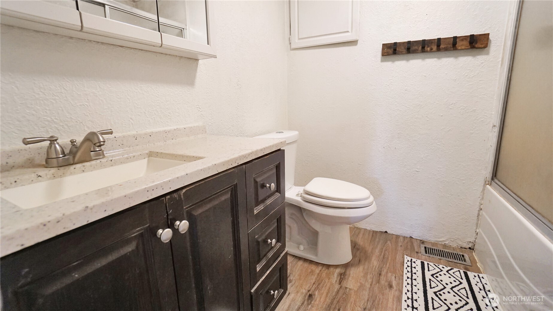 291 East Wishkah Road Aberdeen, WA 98520 - Photo 11 of 26 Gallery Image 11