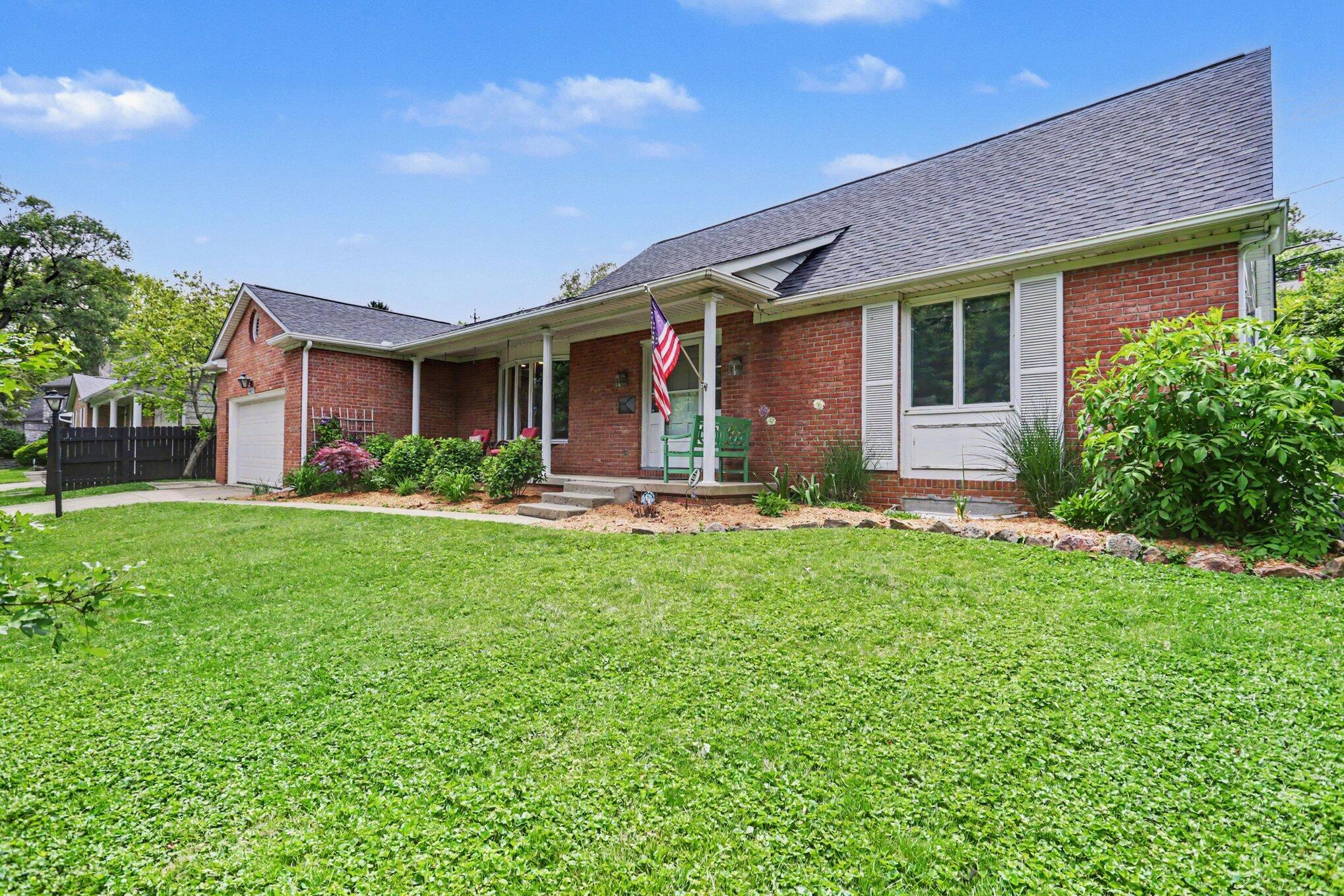 4441 Olentangy River Road Columbus, OH 43214 - Photo 2 of 40