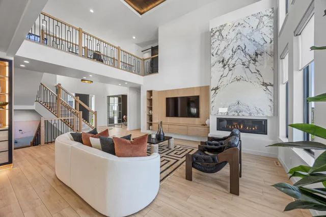 $1,279,900 | 6837 Sunrise Point, Horace, ND 58047