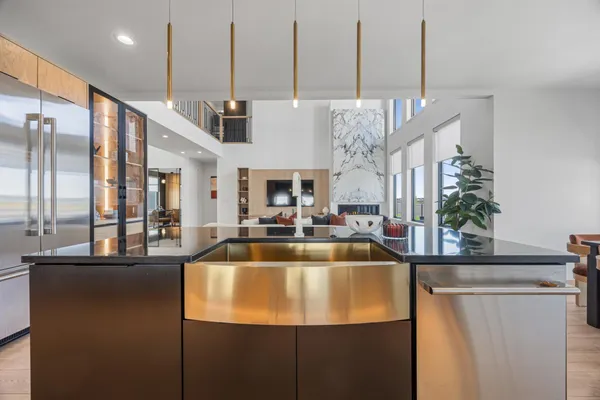 $1,279,900 | 6837 Sunrise Point, Horace, ND 58047