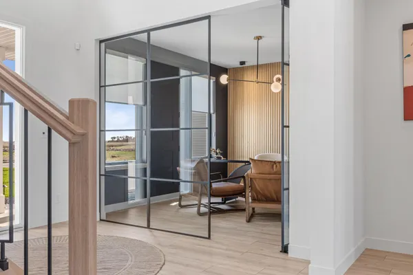 $1,279,900 | 6837 Sunrise Point, Horace, ND 58047