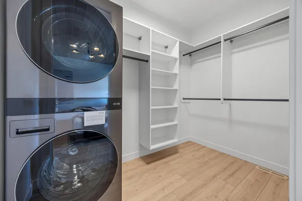 $1,279,900 | 6837 Sunrise Point, Horace, ND 58047