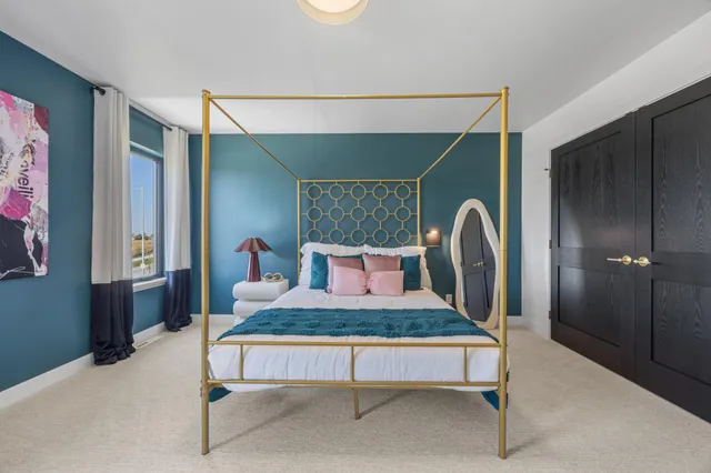 $1,279,900 | 6837 Sunrise Point, Horace, ND 58047