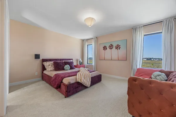 $1,279,900 | 6837 Sunrise Point, Horace, ND 58047