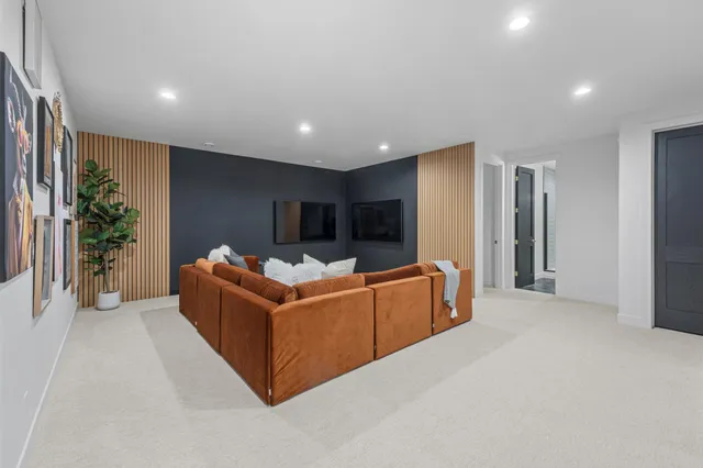 $1,279,900 | 6837 Sunrise Point, Horace, ND 58047