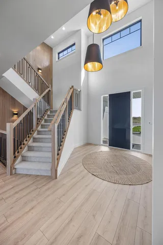 $1,279,900 | 6837 Sunrise Point, Horace, ND 58047