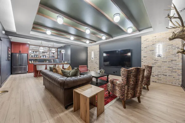 $1,279,900 | 6837 Sunrise Point, Horace, ND 58047