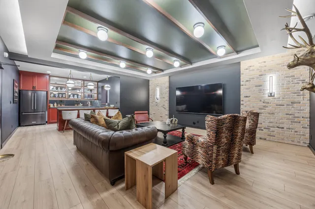 $1,279,900 | 6837 Sunrise Point, Horace, ND 58047