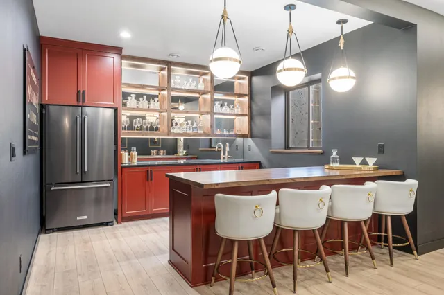 $1,279,900 | 6837 Sunrise Point, Horace, ND 58047