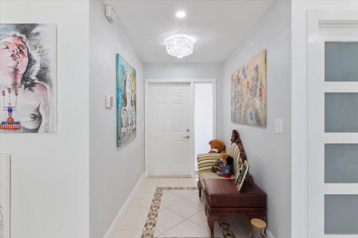 21565 Eucalyptus Way Boca Raton, FL 33433 - Photo 10 of 42 Entrance