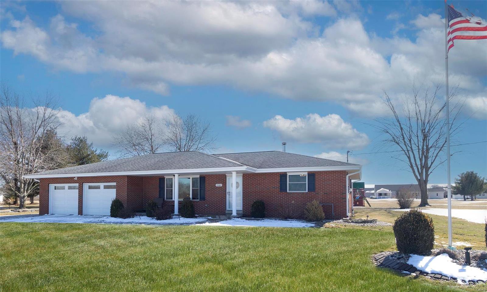 13162 Michael Road Highland, IL 62249 - Photo 2 of 52