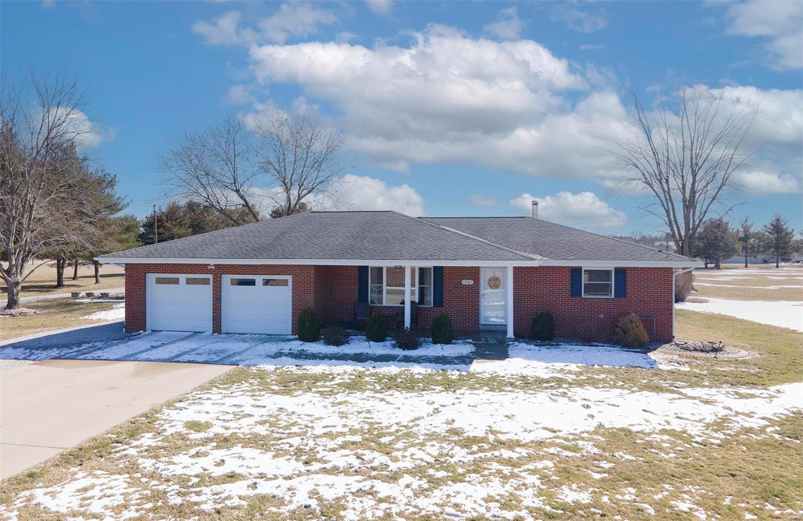 13162 Michael Road Highland, IL 62249 - Photo 3 of 52