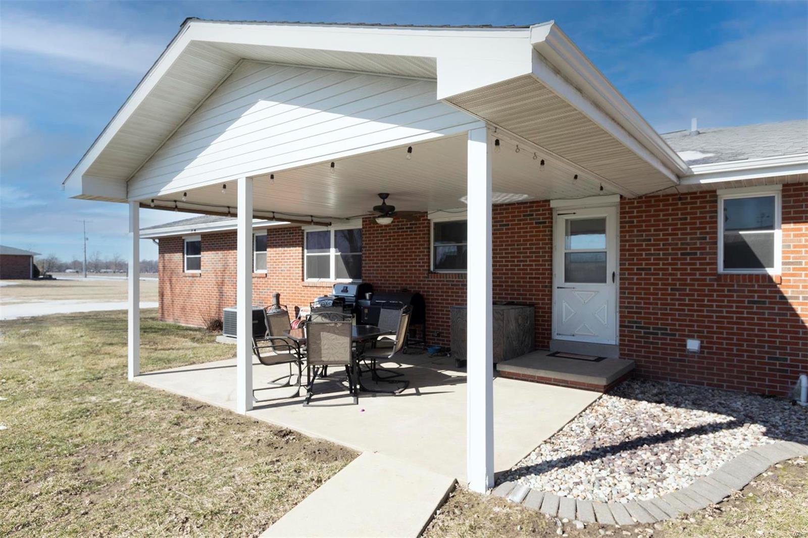 13162 Michael Road Highland, IL 62249 - Photo 41 of 52