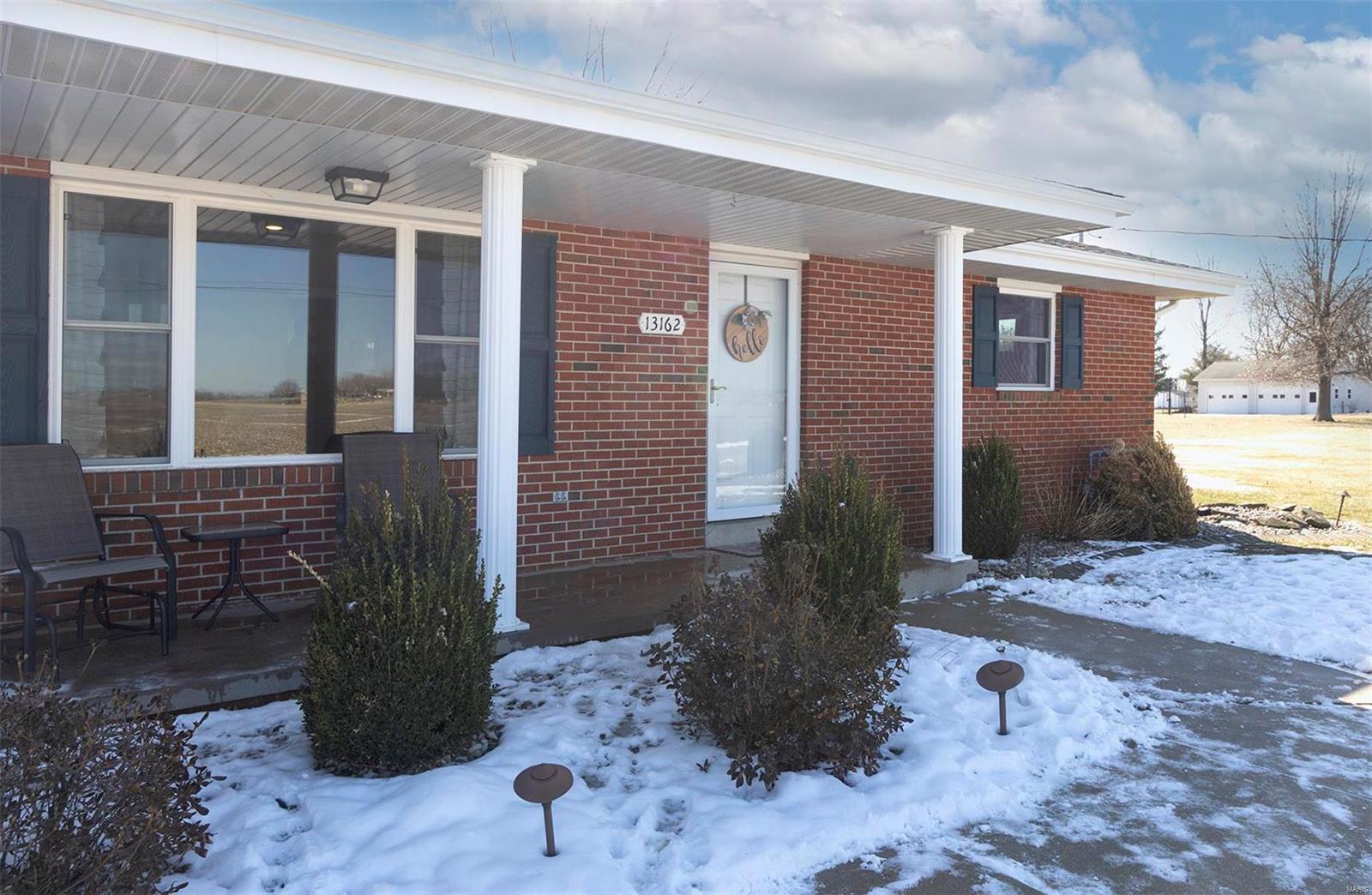 13162 Michael Road Highland, IL 62249 - Photo 5 of 52