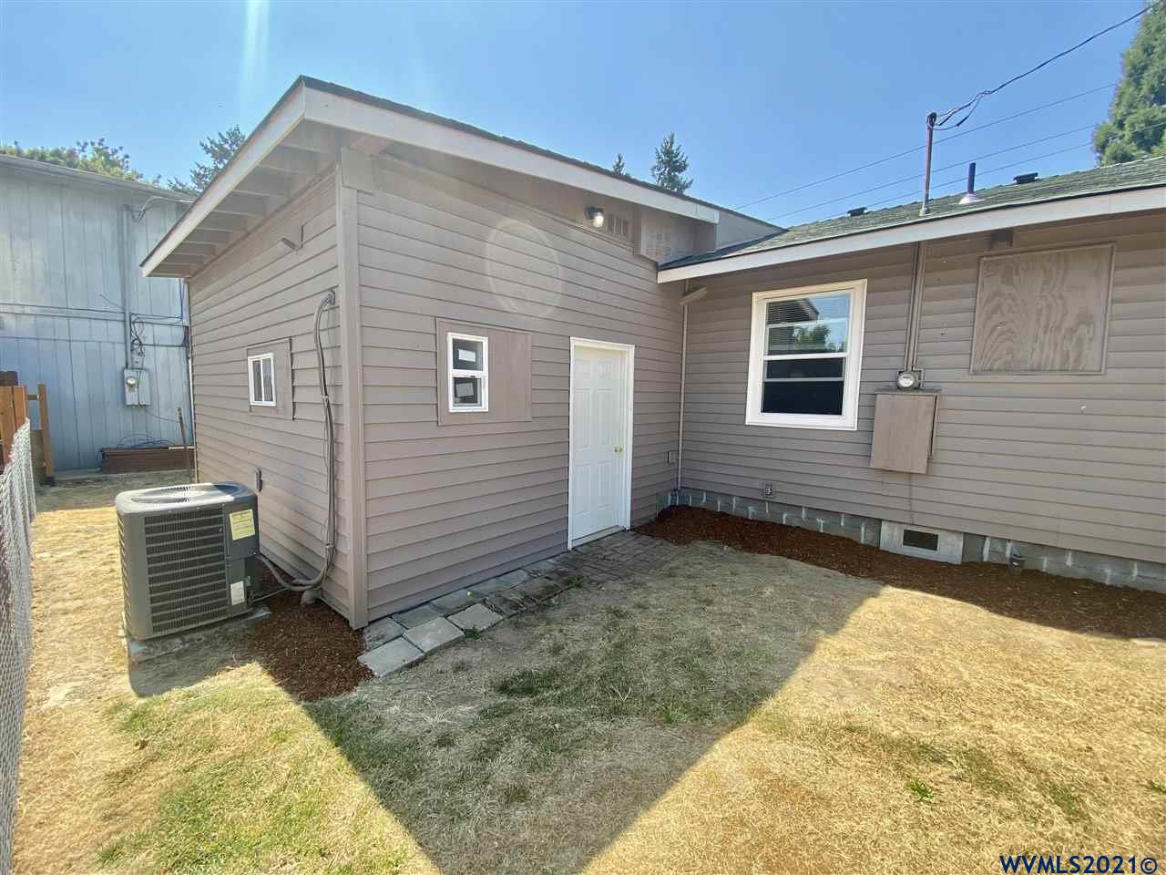 3084 Brown Road Northeast Salem, OR 97305 - Photo 27 of 28 Gallery Image 27
