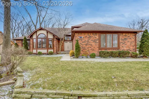 $595,000 | 1651 Redbud Drive, Troy, MI 48098