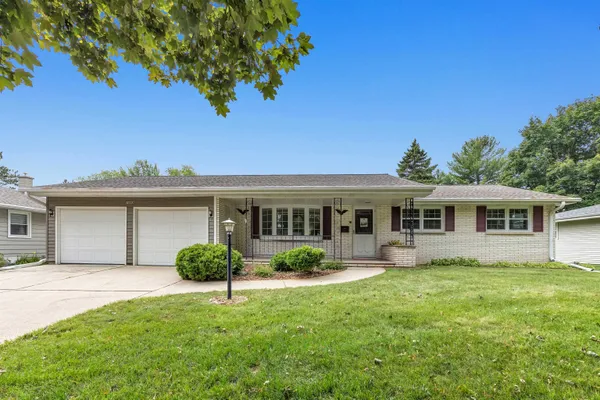 $299,900 | 1683 Westfield Avenue, Green Bay, WI 54303