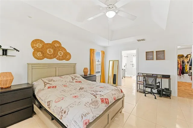 a view of a livingroom with furniture