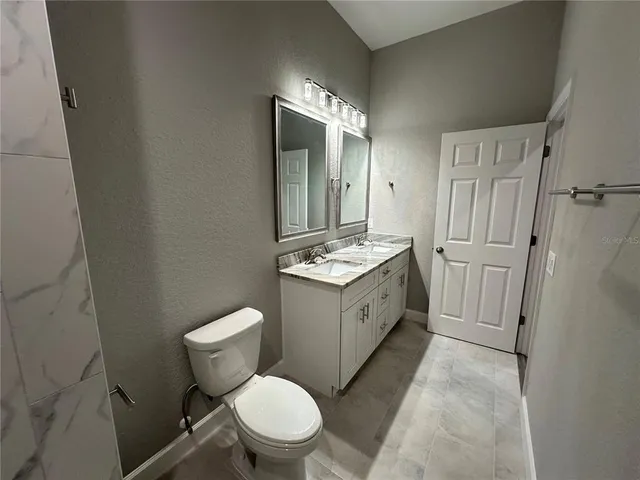 $2,250 | 4920 8th Street, Zephyrhills, FL 33542