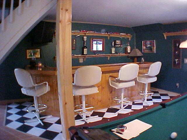 436 Ridge Road Stroudsburg, PA 18360 - Photo 17 of 29 12 ft. Bar