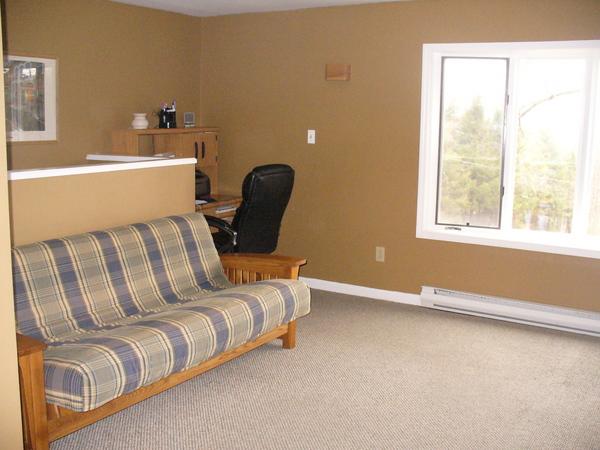 436 Ridge Road Stroudsburg, PA 18360 - Photo 23 of 29 Living Room 2