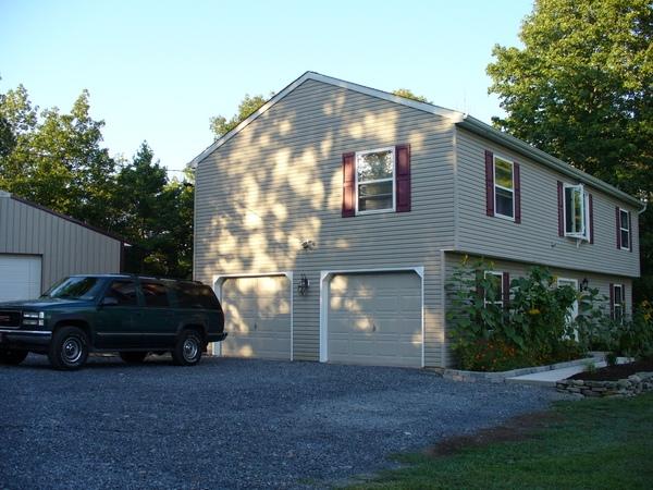 436 Ridge Road Stroudsburg, PA 18360 - Photo 3 of 29 Side