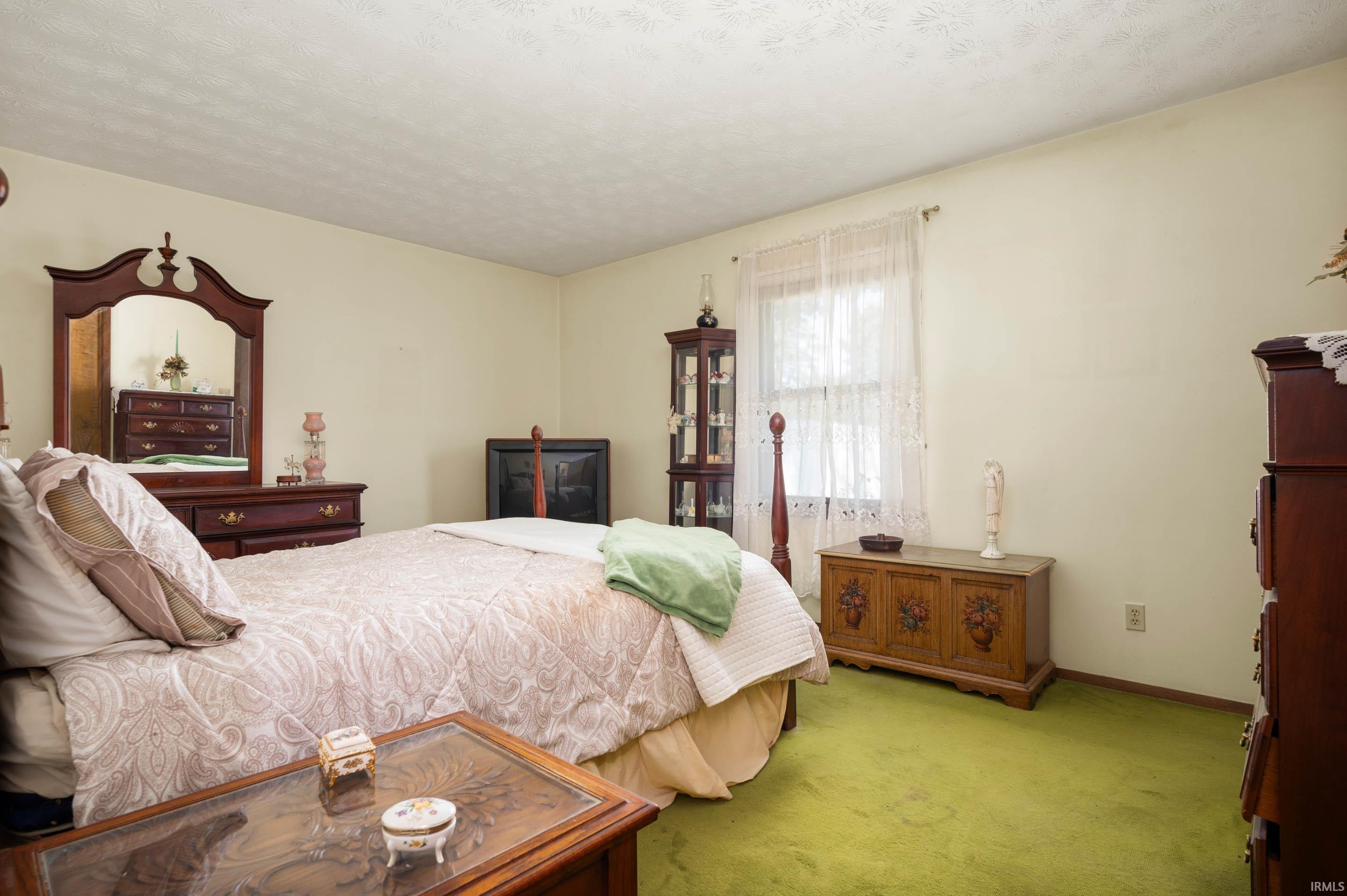 1014 South Buckingham Road Yorktown, IN 47396 - Photo 15 of 26 Gallery Image 15