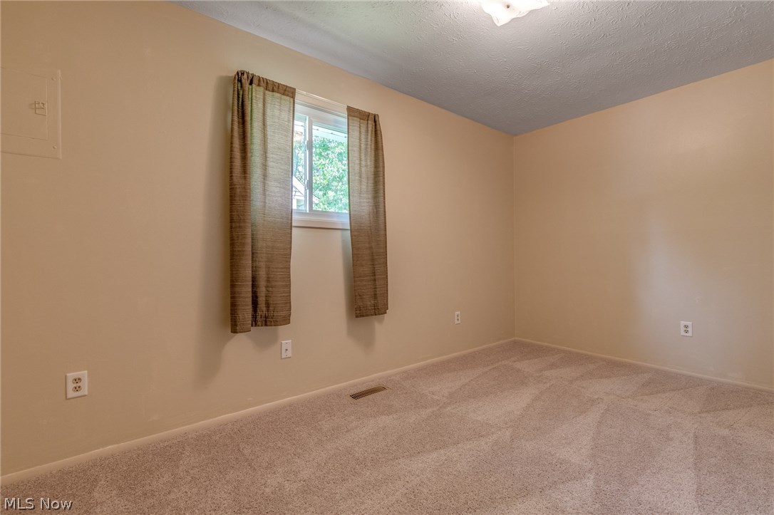 401 Fairgrounds Road Painesville, OH 44077 - Photo 21 of 30