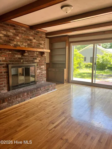 $2,600 | 901 Greenville Boulevard Southeast, Greenville, NC 27858