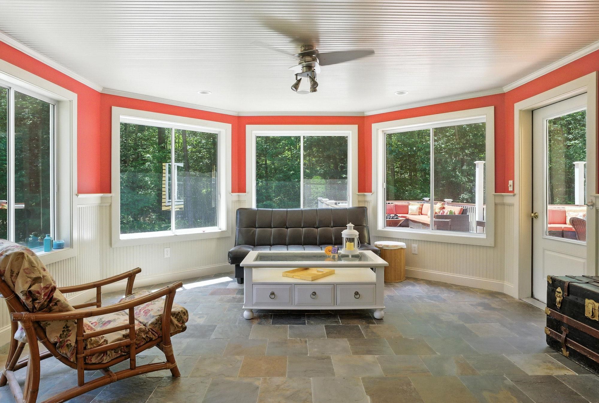 37 Magazine Street Bedford, NH 03110 - Photo 14 of 58