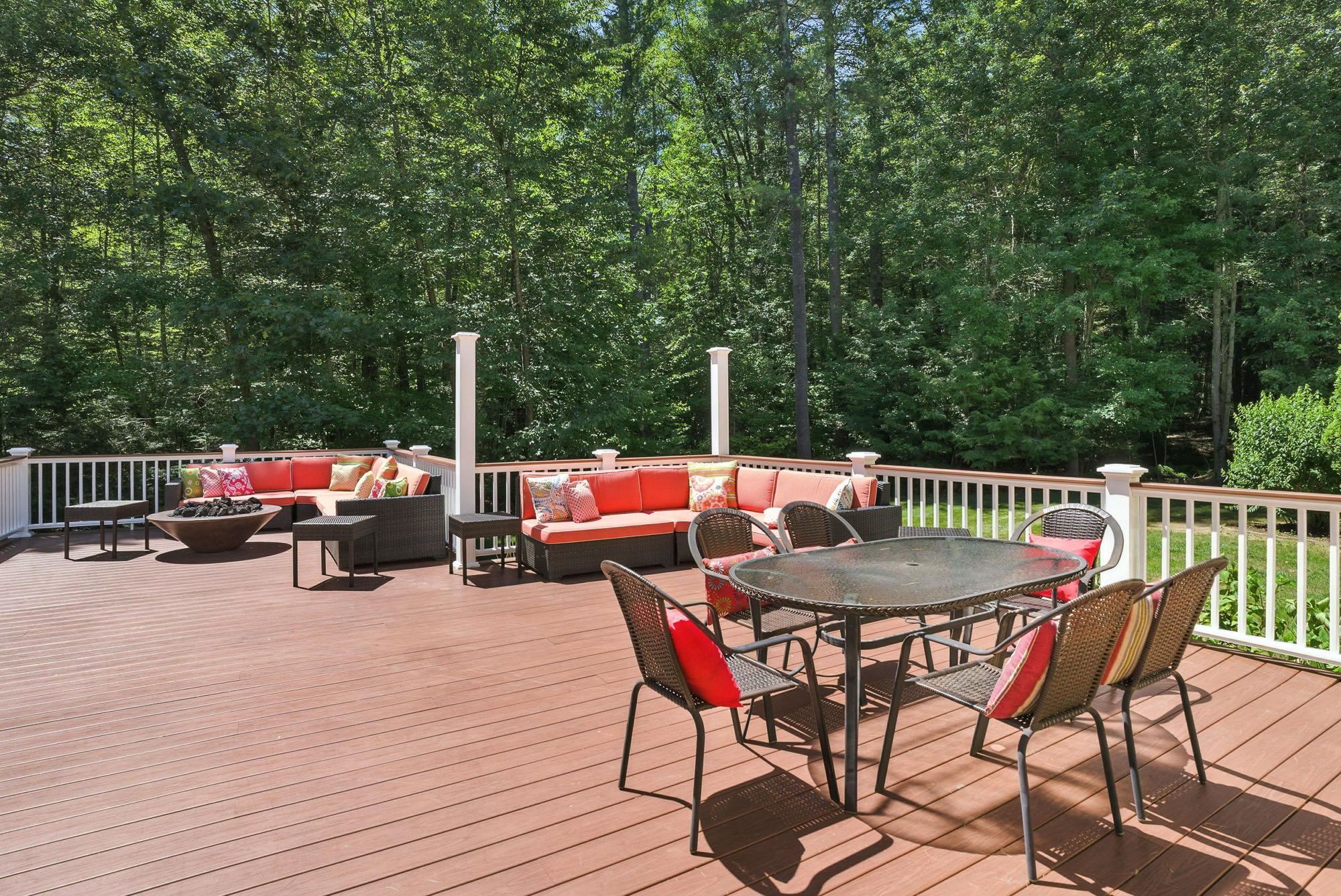 37 Magazine Street Bedford, NH 03110 - Photo 17 of 58