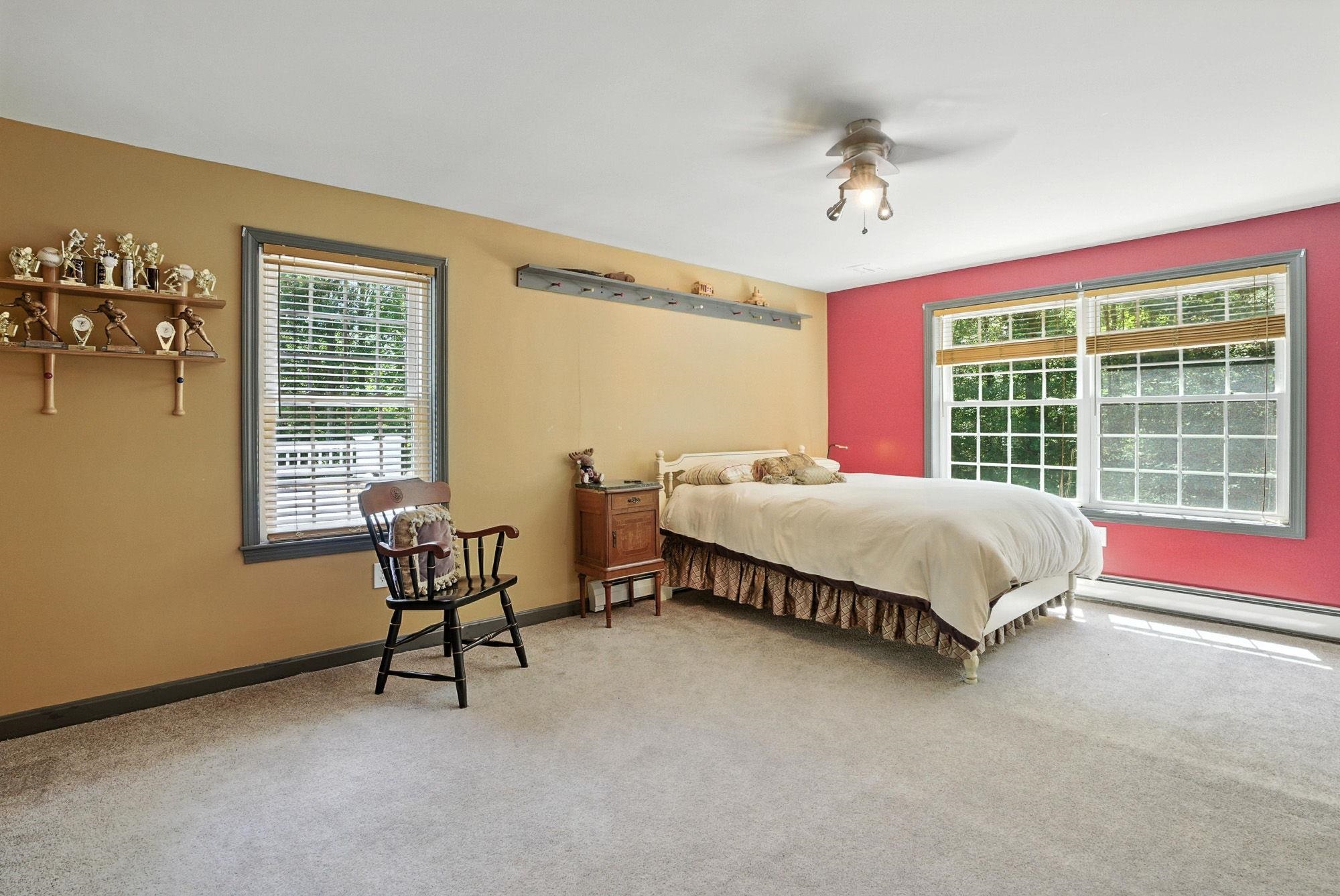 37 Magazine Street Bedford, NH 03110 - Photo 50 of 58