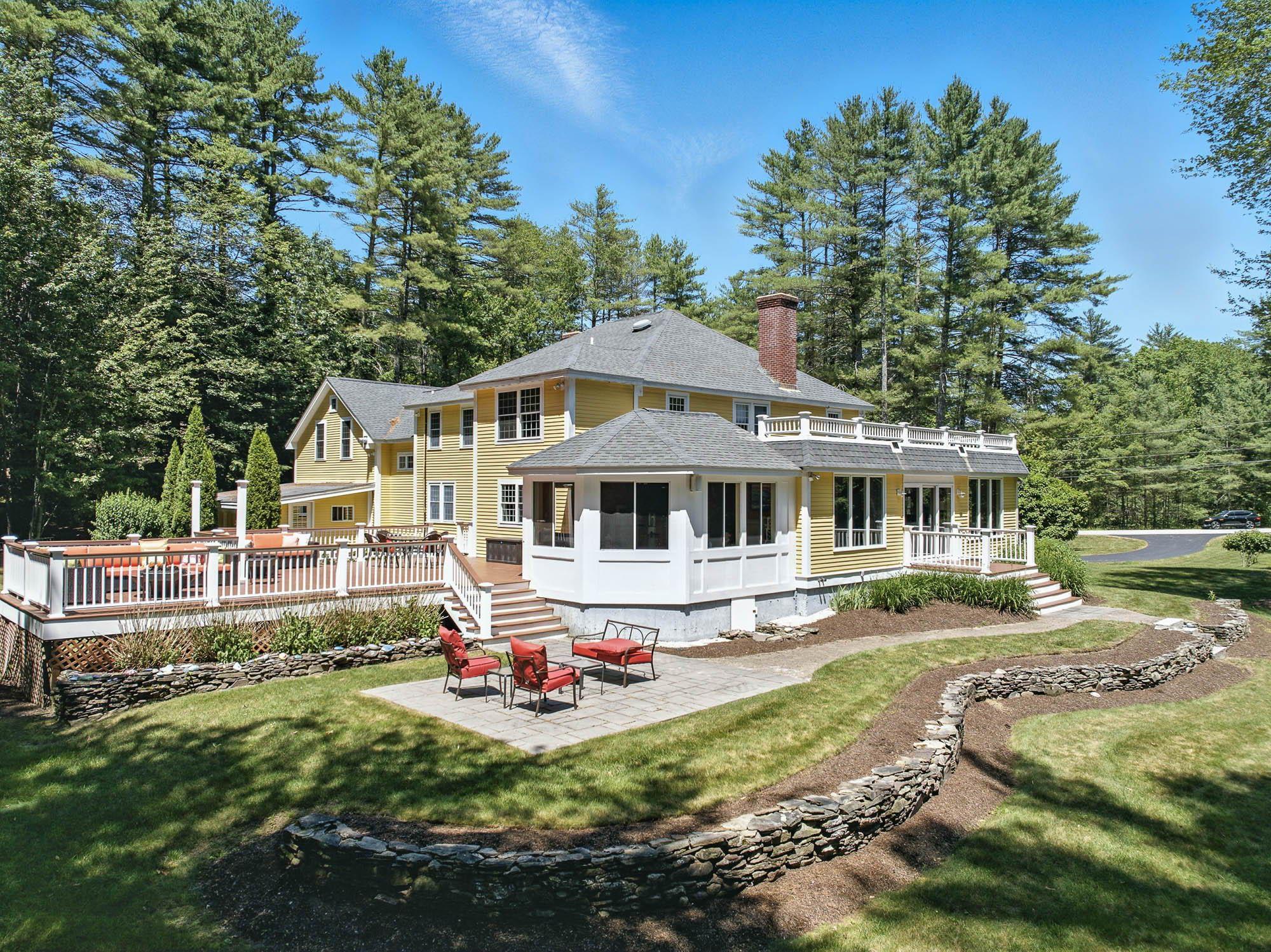 37 Magazine Street Bedford, NH 03110 - Photo 55 of 58