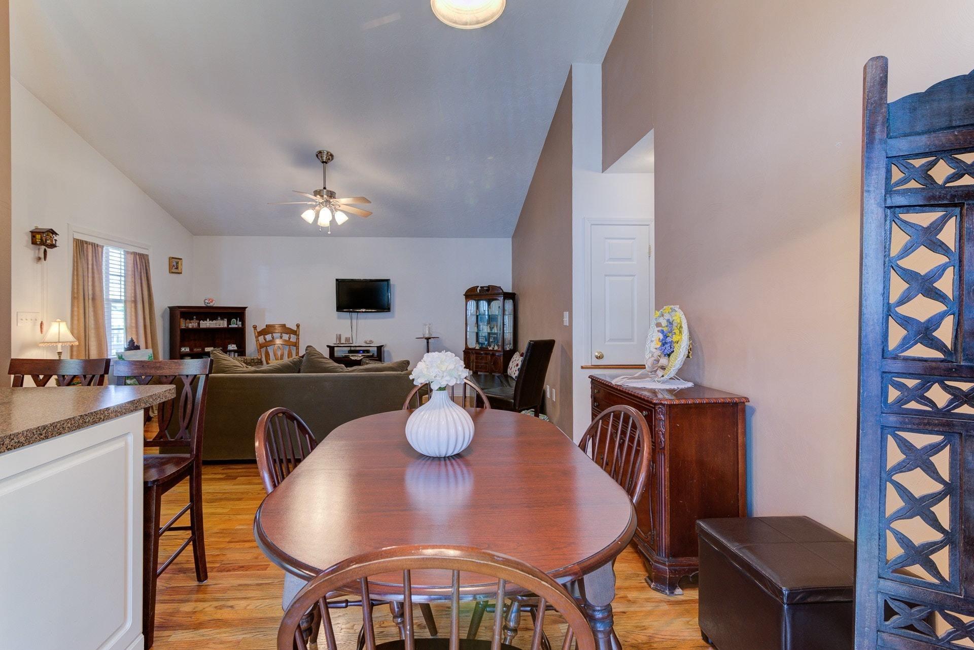 1005 Vinyard Road Vinton, VA 24179 - Photo 16 of 34 016-313359-16-1005 Vineyard Rd-9-11_7749