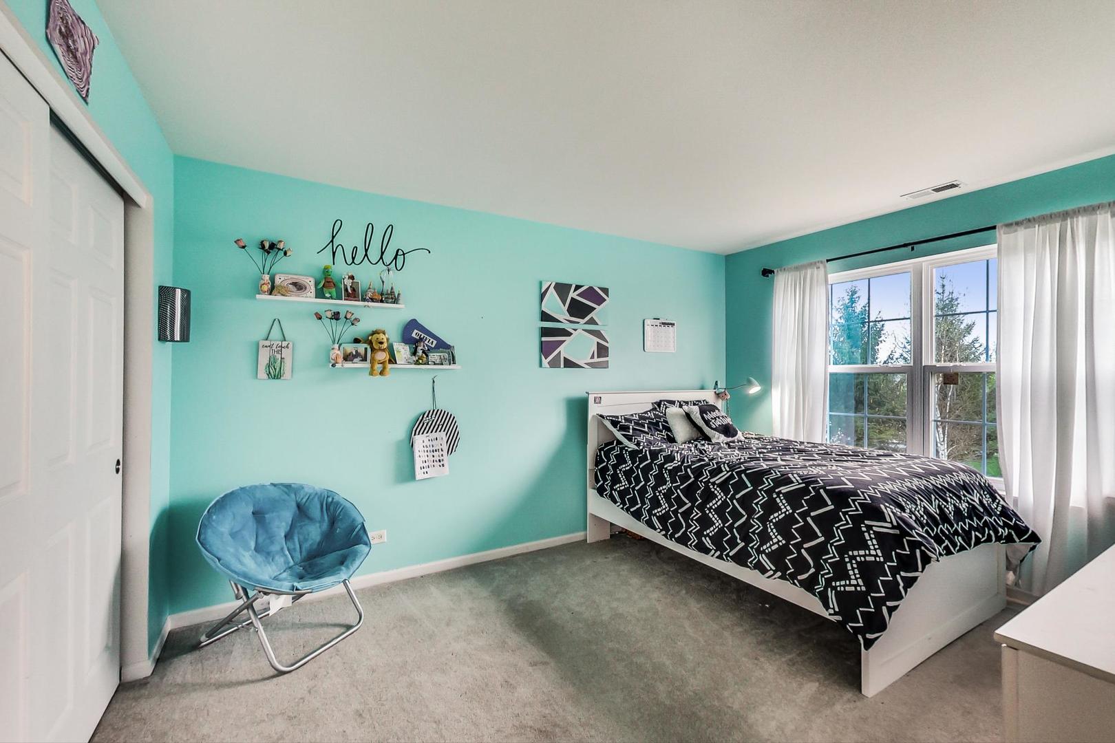 327 Monument Road Elgin, IL 60124 - Photo 22 of 50