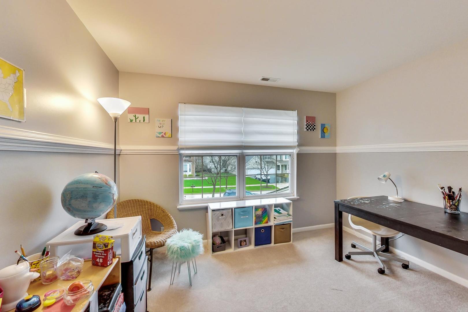 327 Monument Road Elgin, IL 60124 - Photo 31 of 50