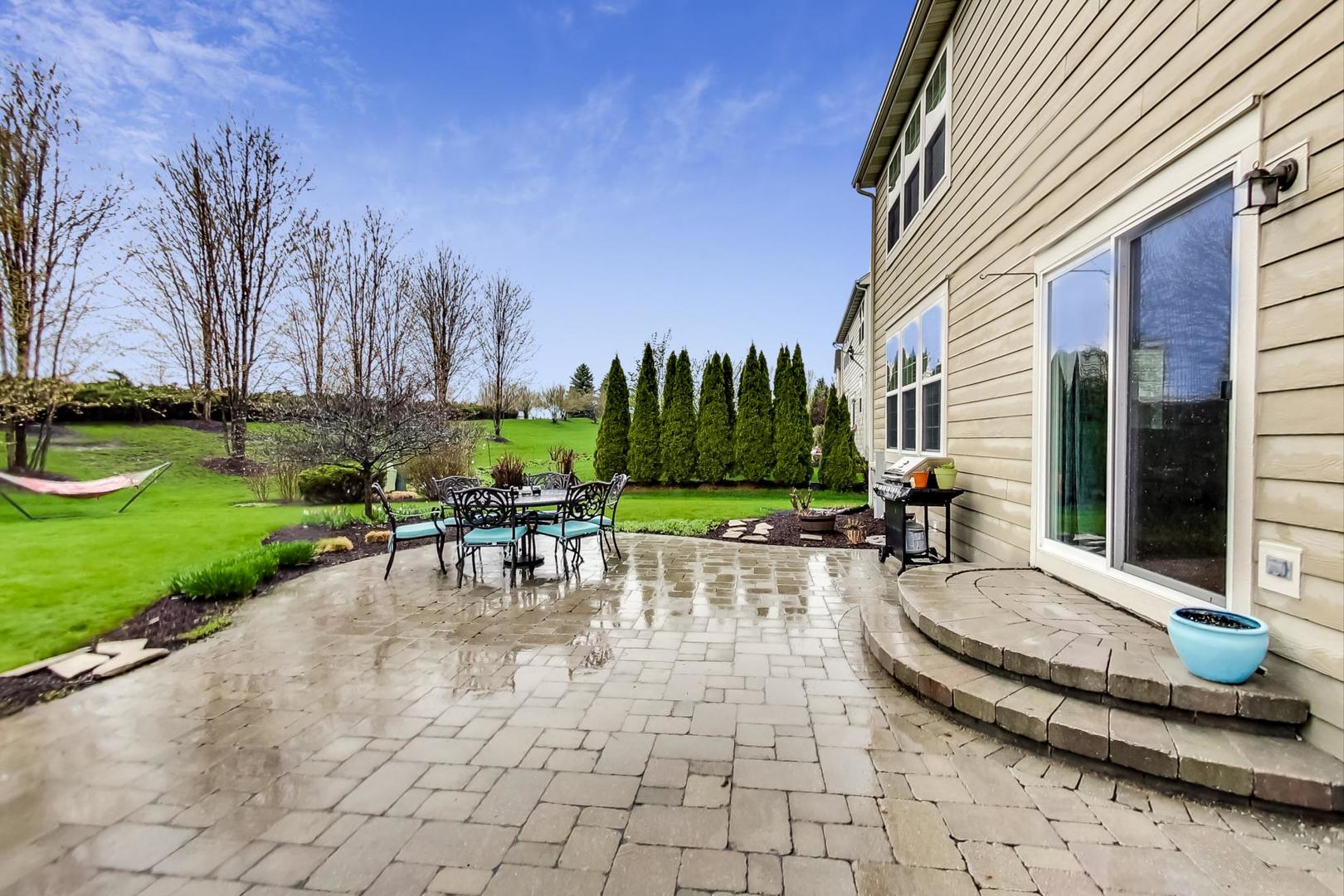 327 Monument Road Elgin, IL 60124 - Photo 44 of 50