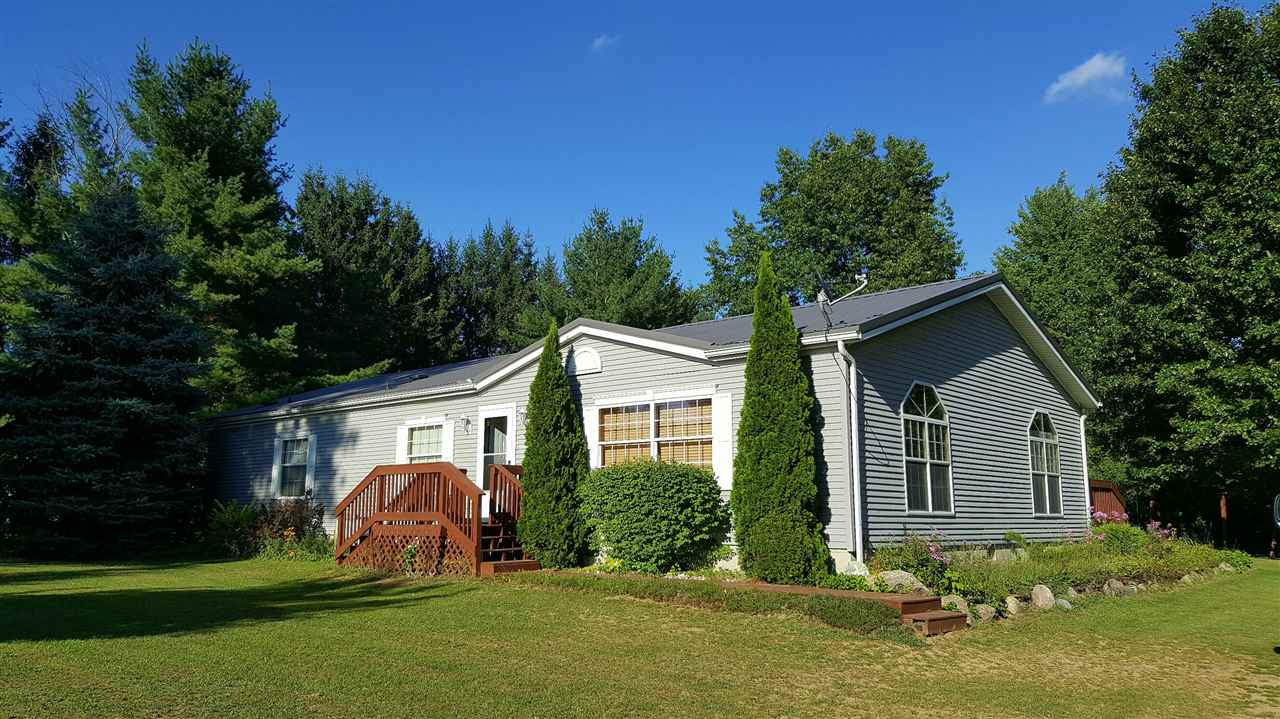 9931 South Littlefield Road Blanchard, MI 49310 - Photo 2 of 37 1822346-1.JPG
