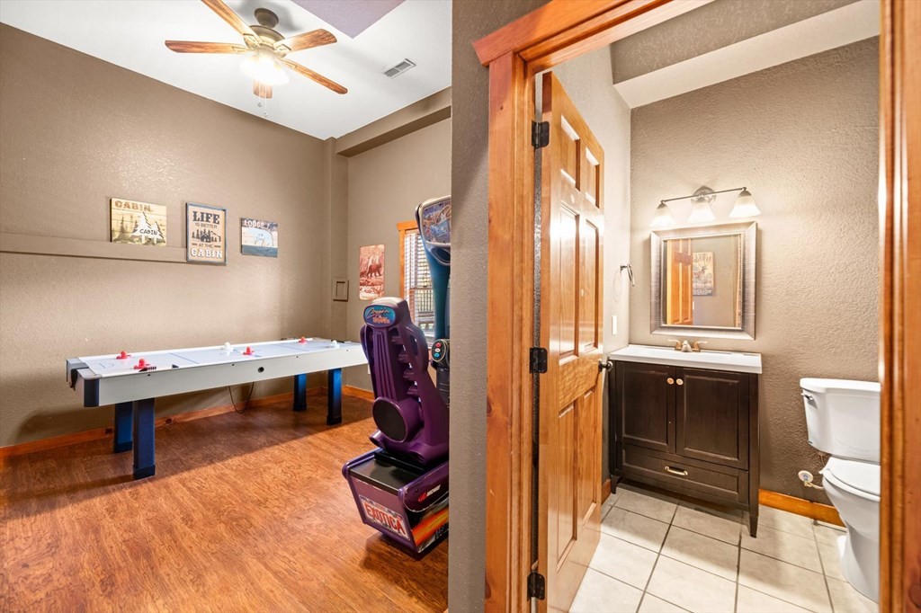 4339 Forest Ridge Way Pigeon Forge, TN 37863 - Photo 25 of 36