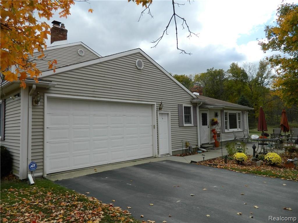 23113 Currie Road South Lyon, MI 48178 - Photo 49 of 49 Forest ridge and Bells 017.JPG