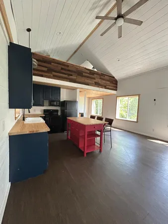 $390,000 | 911 Mississippi Lane, Brownsville, MN 55919