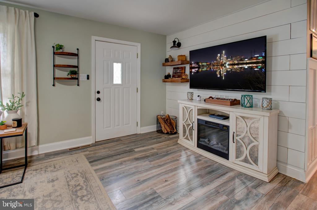 1038 Turnersville Road Pine Hill, NJ 08021 - Photo 3 of 41 Gallery Image 3