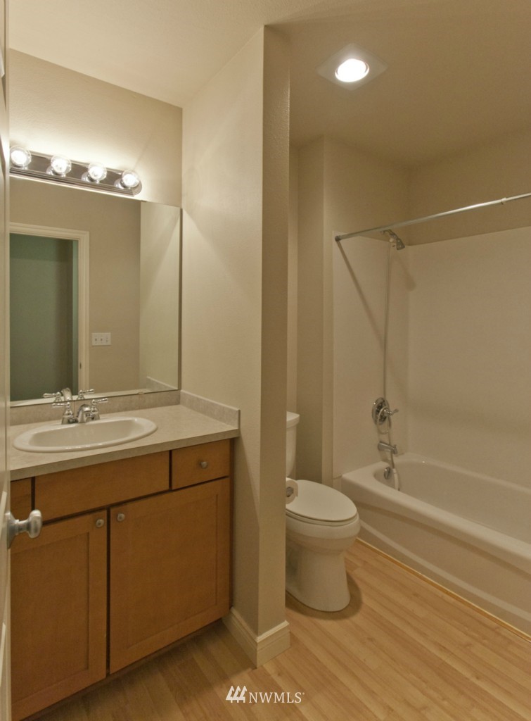 17432 Bothell Way Northeast, Unit B202 Bothell, WA 98011 - Photo 11 of 14