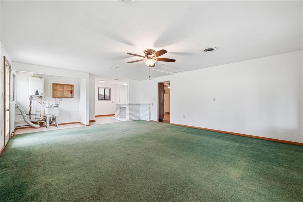 4930 Gardenville Road Pittsburgh, PA 15236 - Photo 18 of 47