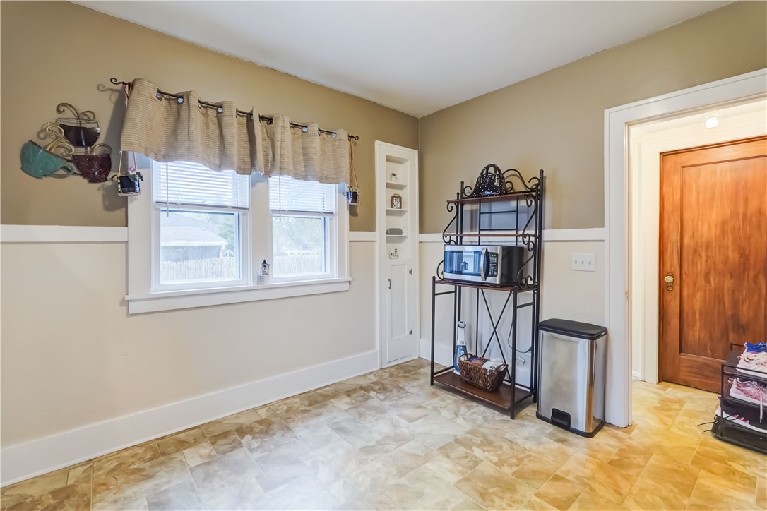 24 Dunsmere Drive Rochester, NY 14615 - Photo 6 of 30